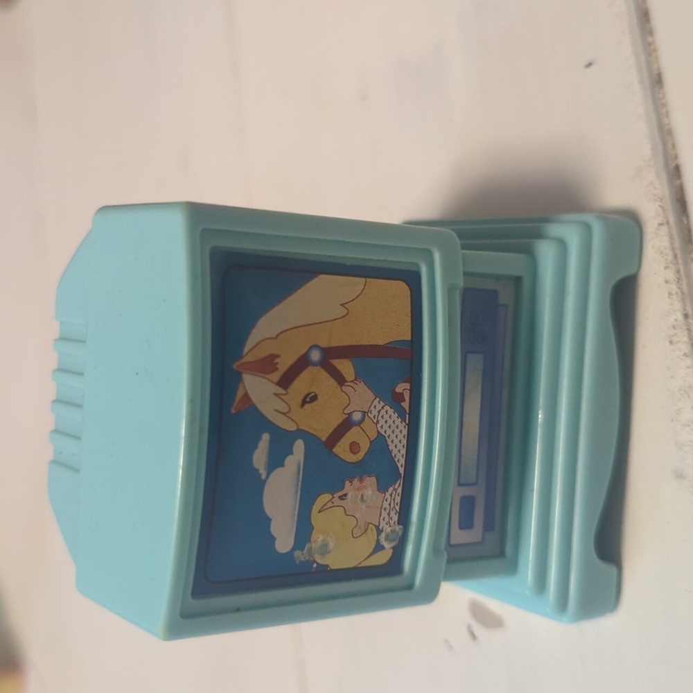 Fisher Price Loving Family Dream Dollhouse Blue TV Television VCR Player Horse